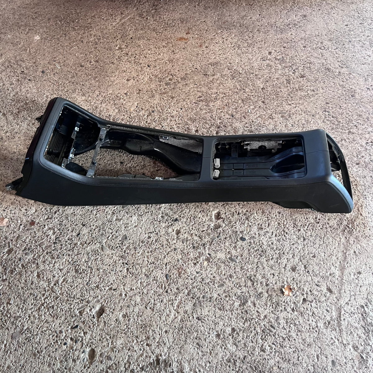 Mittelkonsole in Leder für Audi A8 / S8 D3 – Soul Schwarz