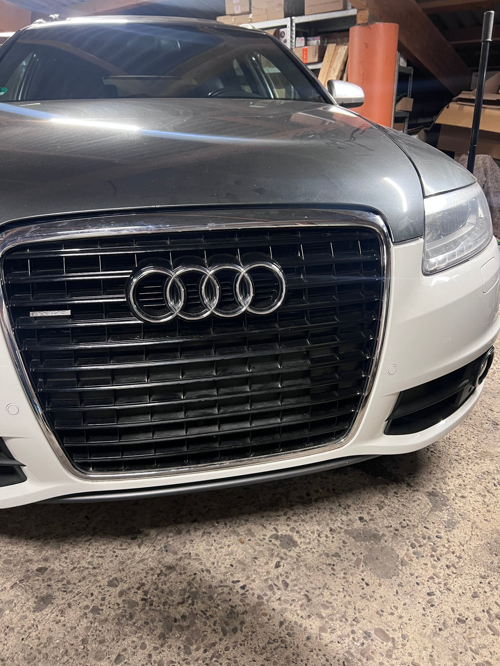 Kühlergrill für Audi A6 4F Facelift – US-Ausführung / Schwarz Hochglanz / Chrom