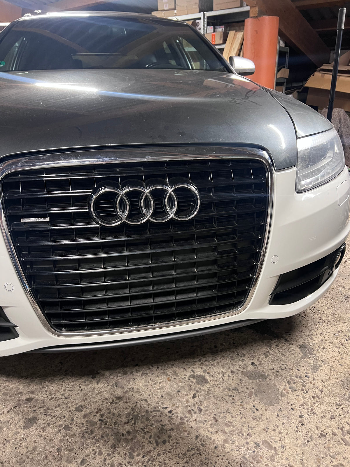 Kühlergrill für Audi A6 4F Facelift – US-Ausführung / Schwarz Hochglanz / Chrom