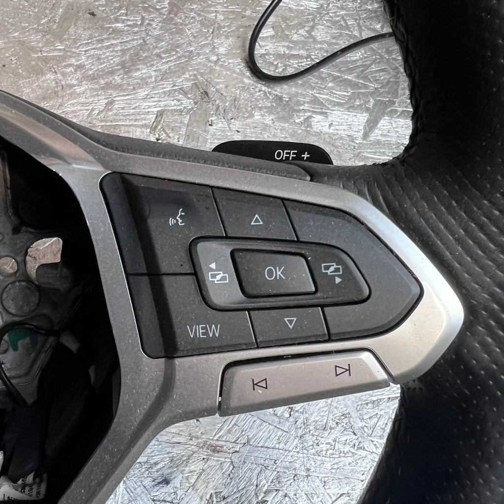 VW Passat B8 Lenkrad