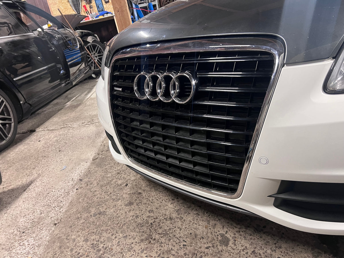 Kühlergrill für Audi A6 4F Facelift – US-Ausführung / Schwarz Hochglanz / Chrom