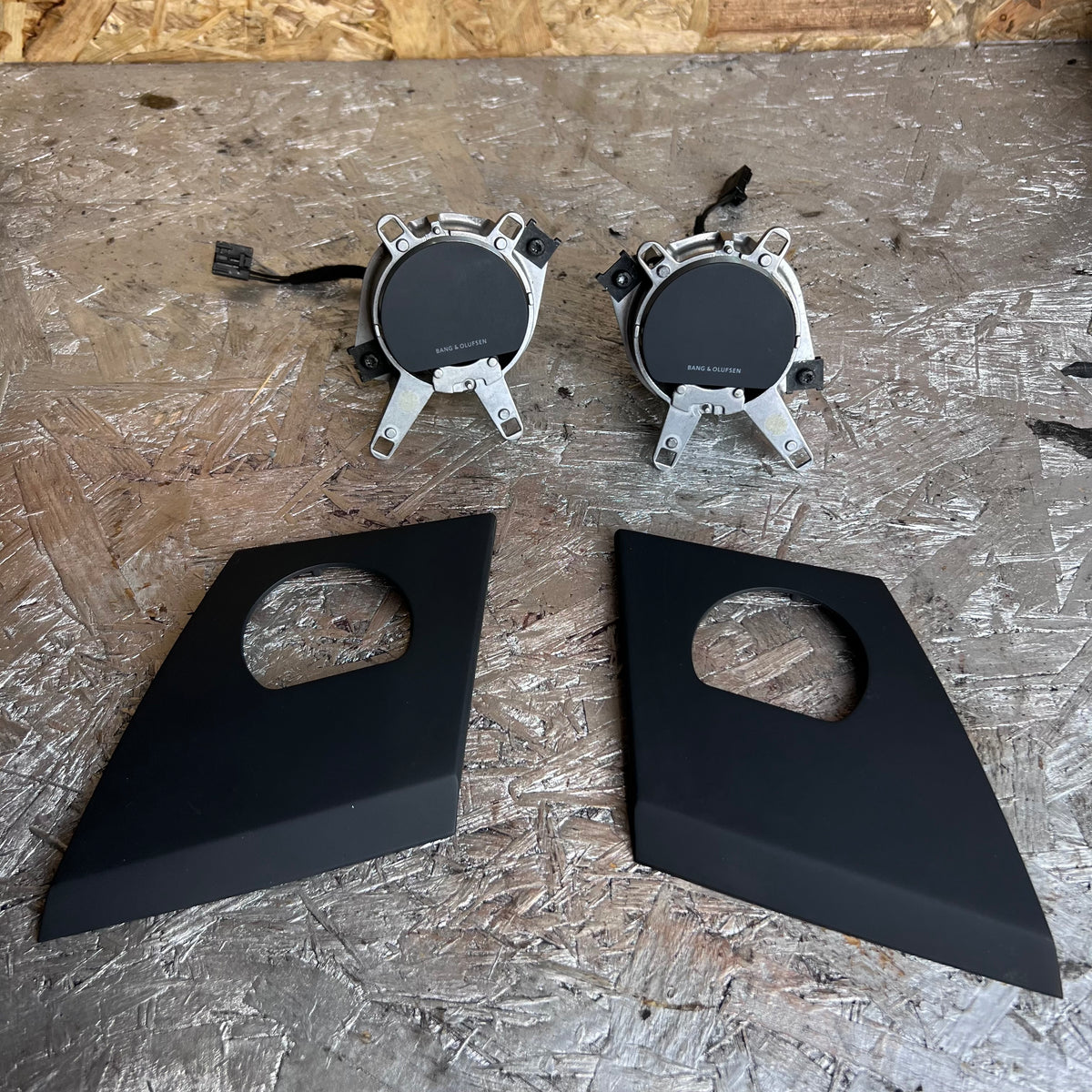 Bang & Olufsen Hochtöner, Center Speaker und Kabelbaum für Audi A8 / S8 D3