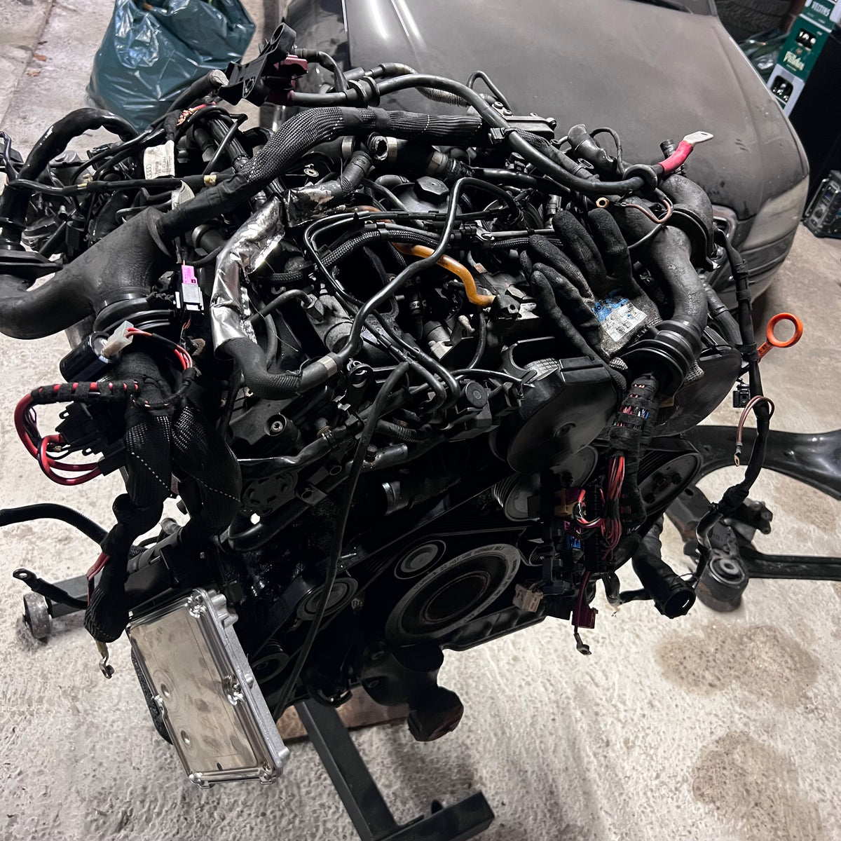3.0 TDI BMK Motor für Audi A6 4F – Defekt / 474.406 kM