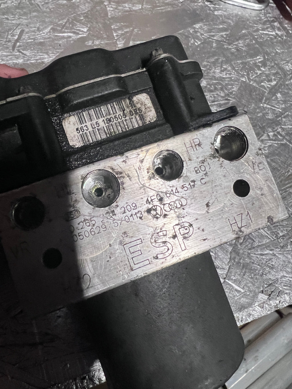 Audi A6 4F ABS Block / Steuergerät