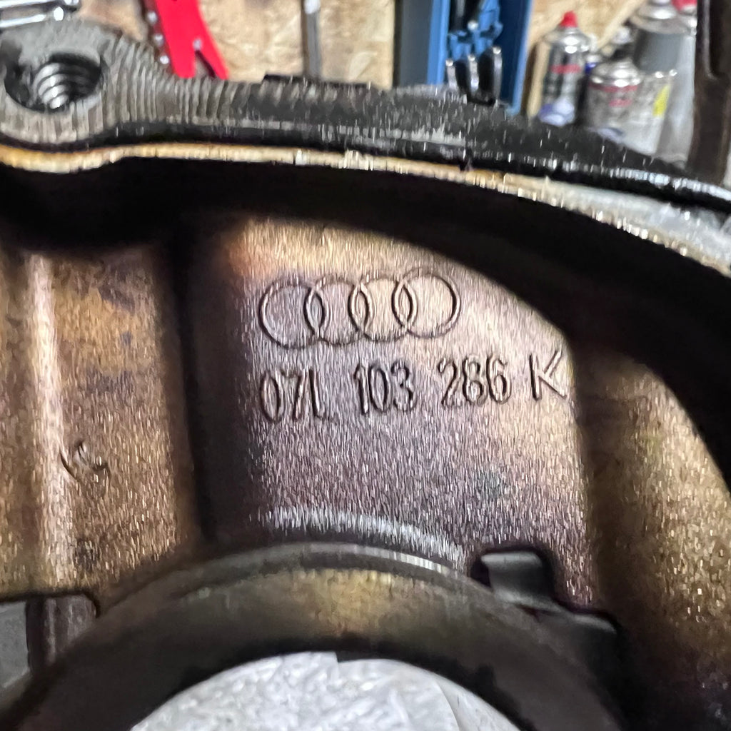 Audi S6 / S8 V10 Nockenwellendeckel