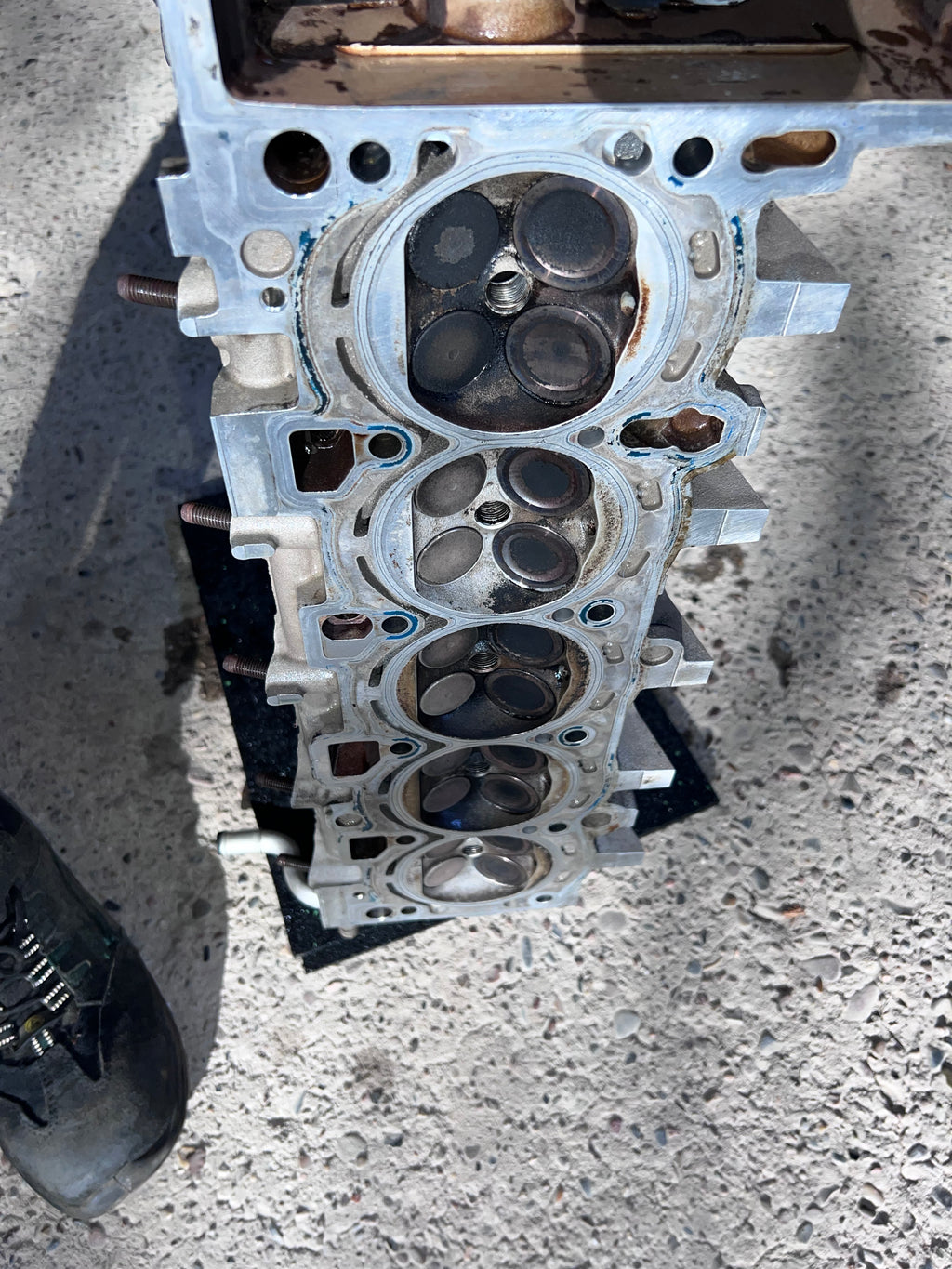Audi S8 D3 / S6 4F 5,2 FSI V10 Zylinderkopf Links