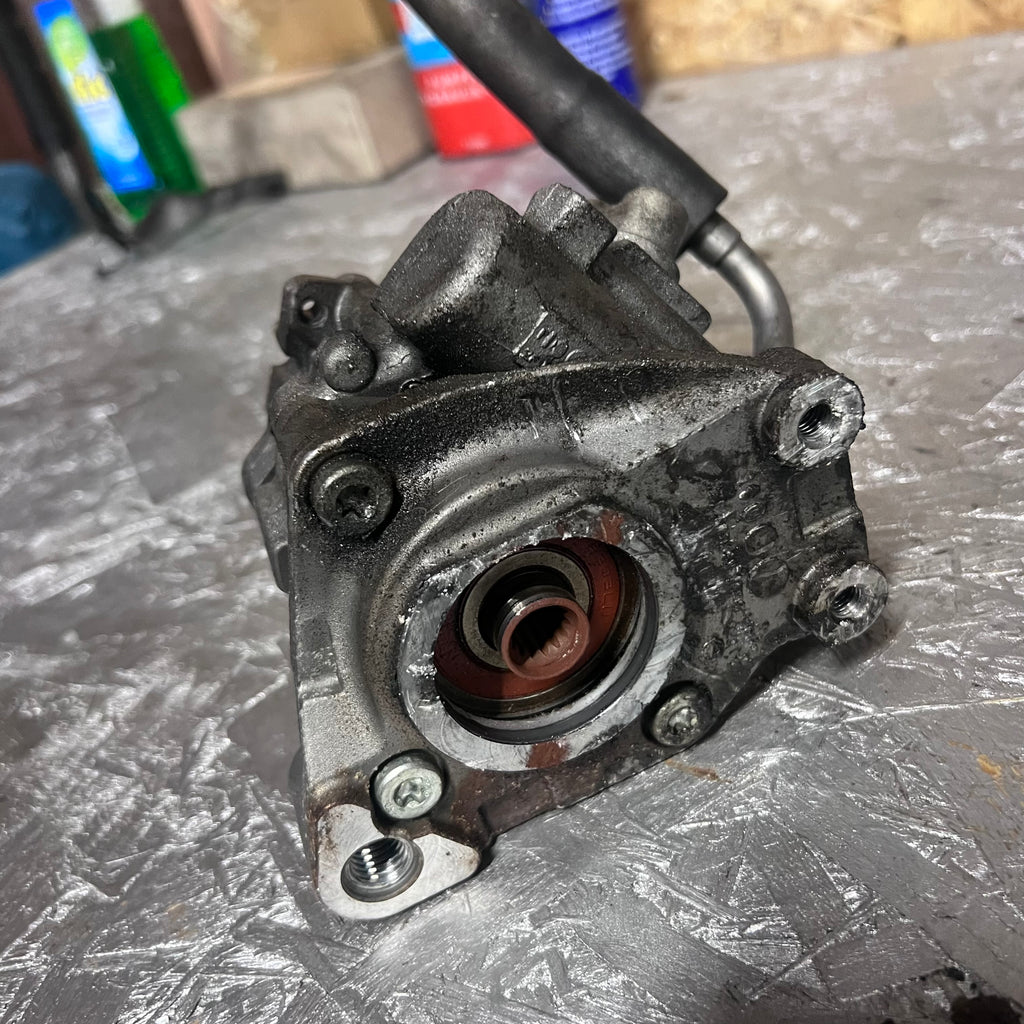 Audi S6 4F / S8 D3 Servopumpe