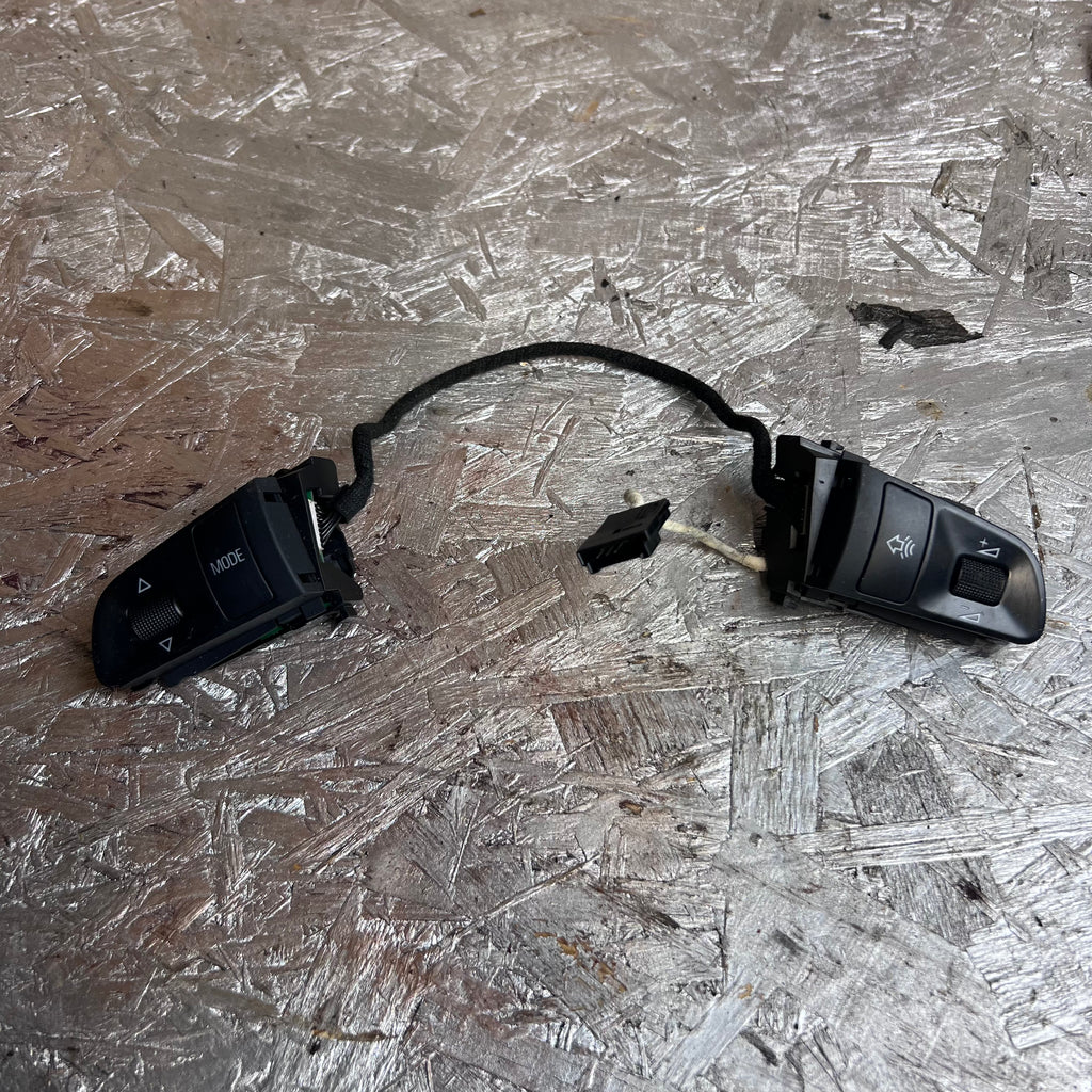 Audi A6 4F Lenkradtasten / Multifunktionstasten