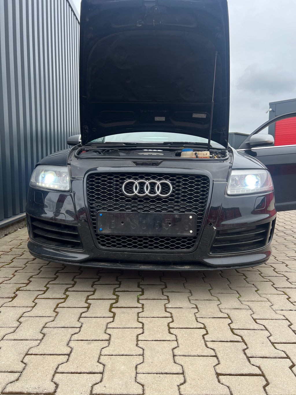 Audi RS6 4F Stoßstange