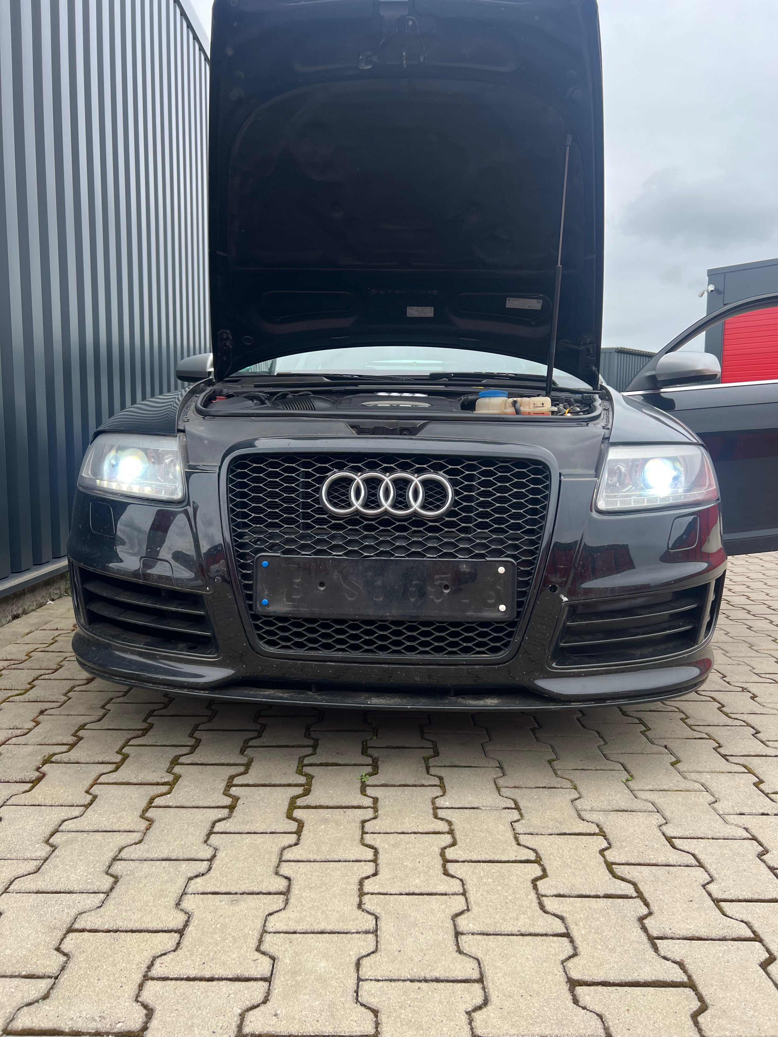 Audi RS6 4F Stoßstange